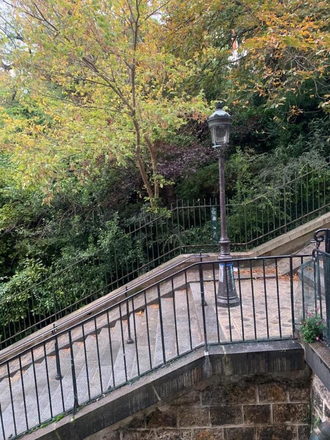 Appartement Au Coeur De Montmartre Paris Exterior foto